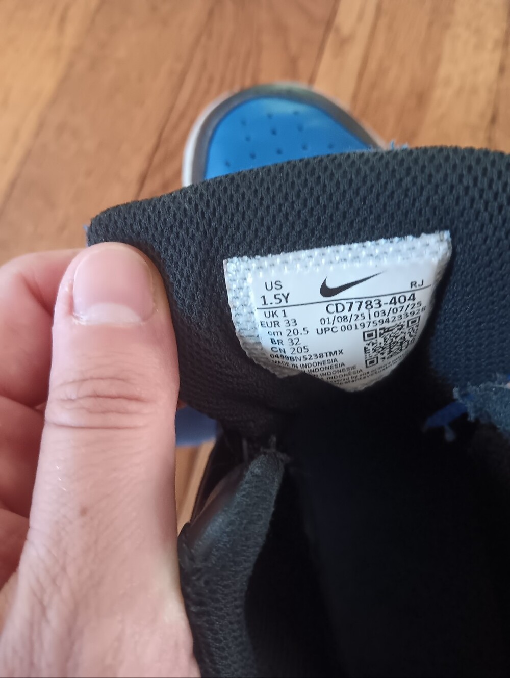 Nike Kids High-Top Sneakers in Royal Blue and Black - Picture 10 of 15